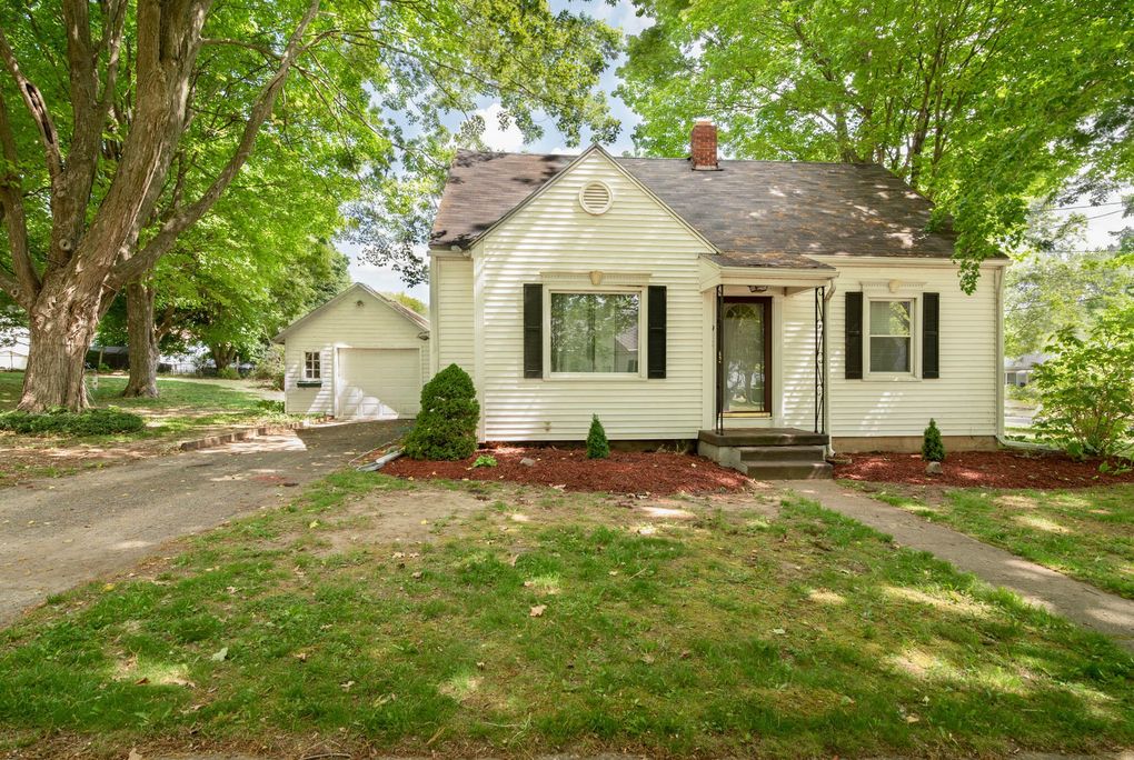 915 Sheridan Court
