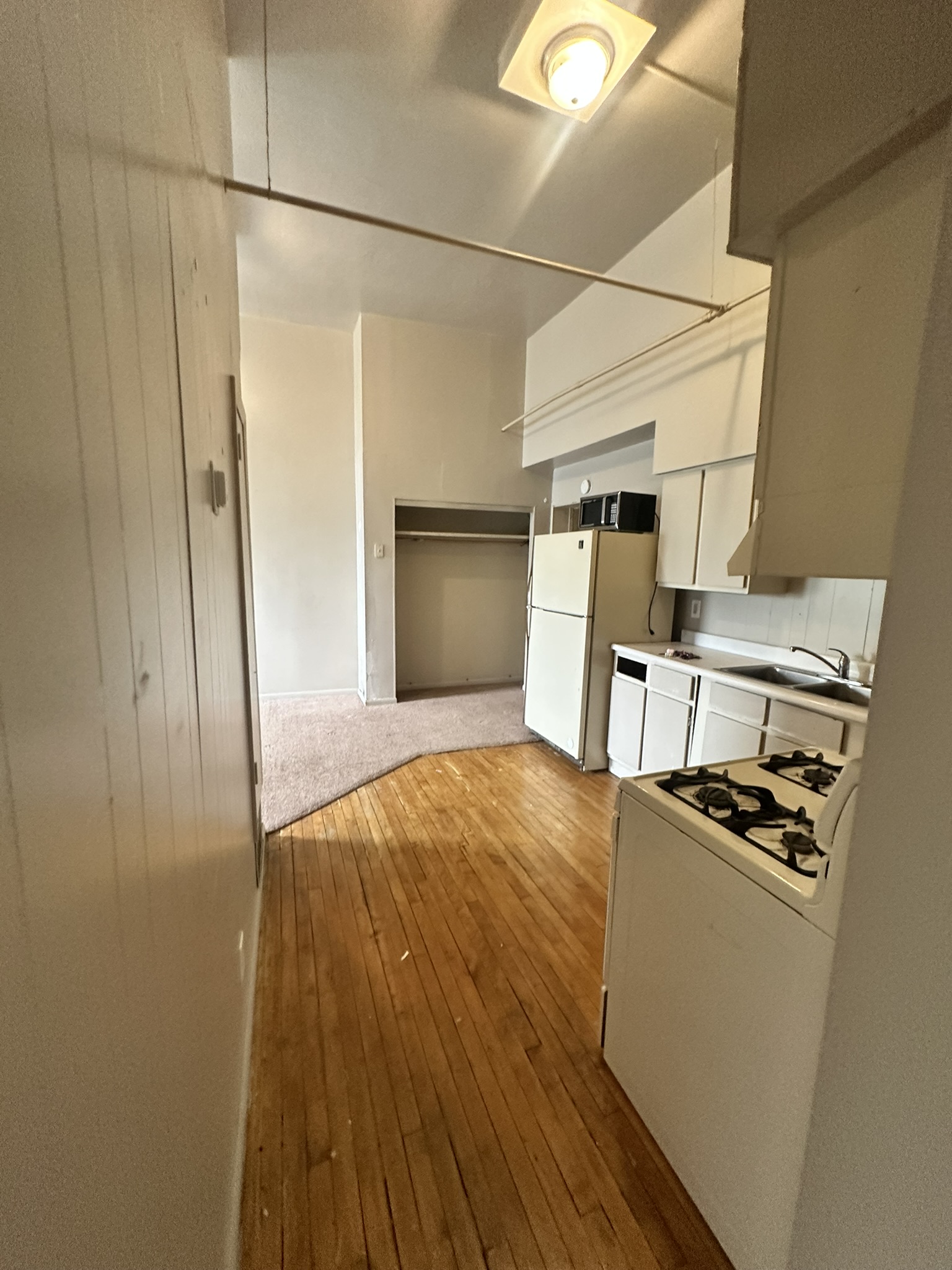 201 Grand Street Unit 10