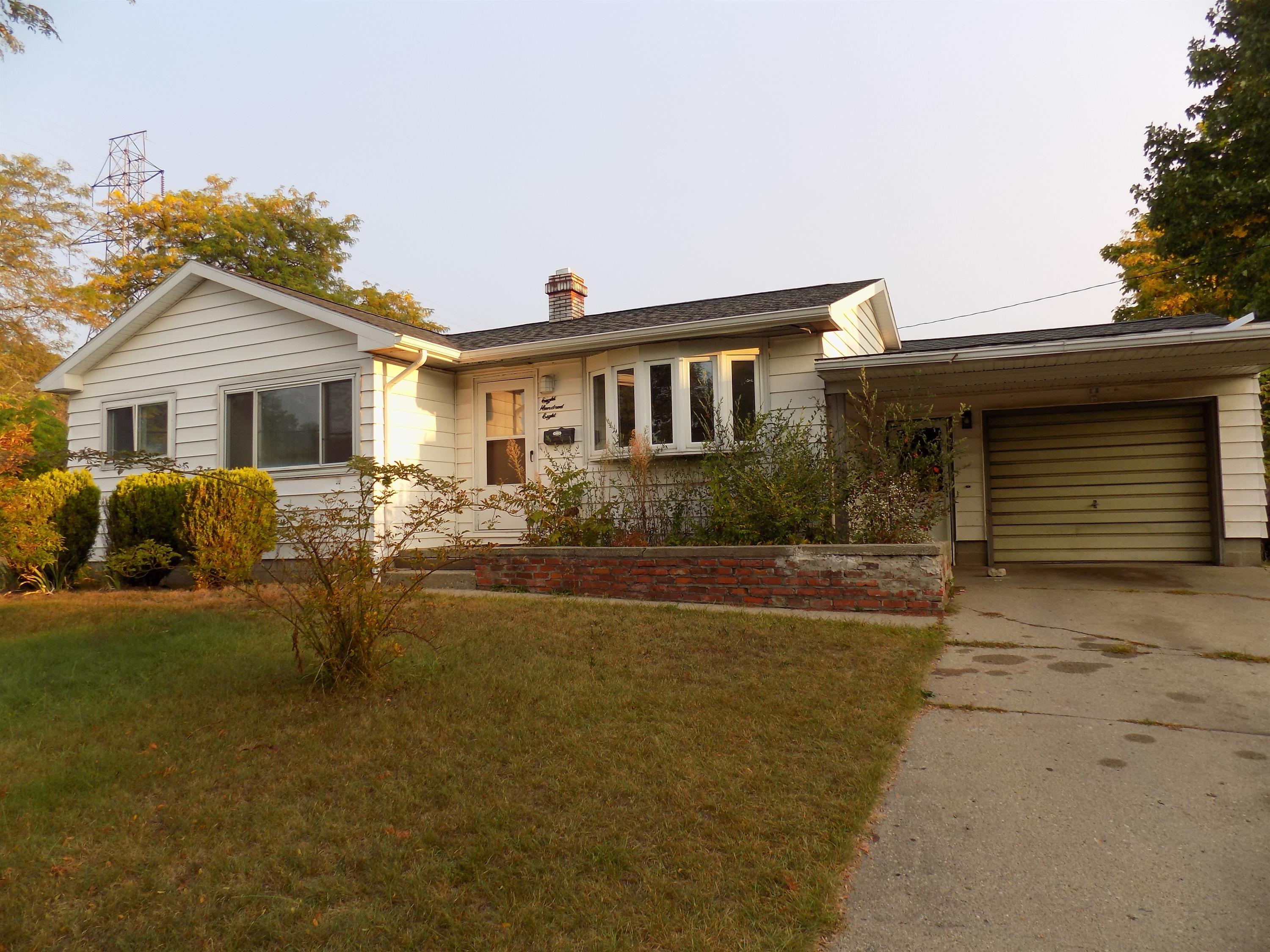 808 W. Broadwell St.
